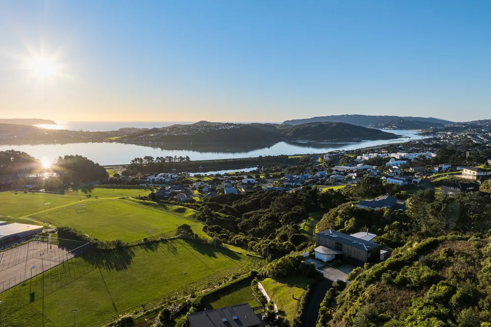 Photos of 15 Glenorchy Way