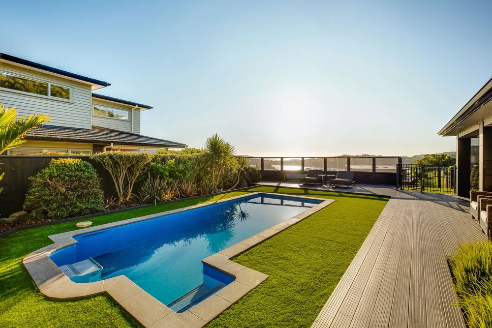 Photos of 15 Glenorchy Way