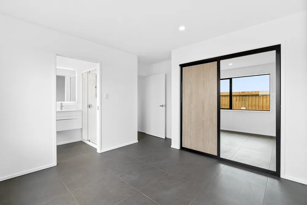 Photos of 32 Rubicon Place