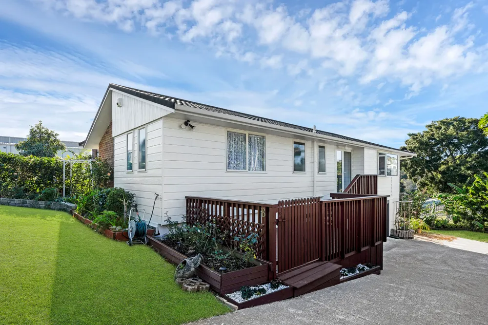 Photos of 80B Bollard Avenue