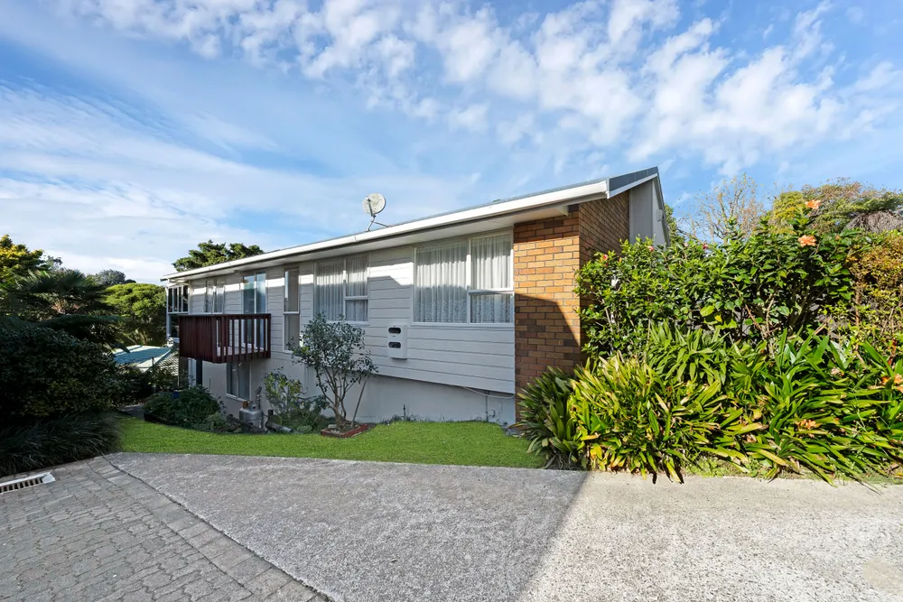 Photos of 80B Bollard Avenue