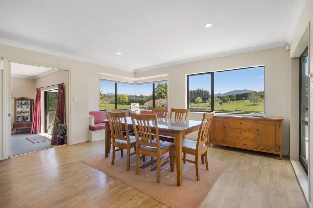 Photos of 155 Ongare Point Road