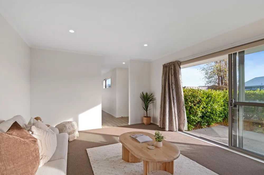 Photos of 44 William Dawson Crescent