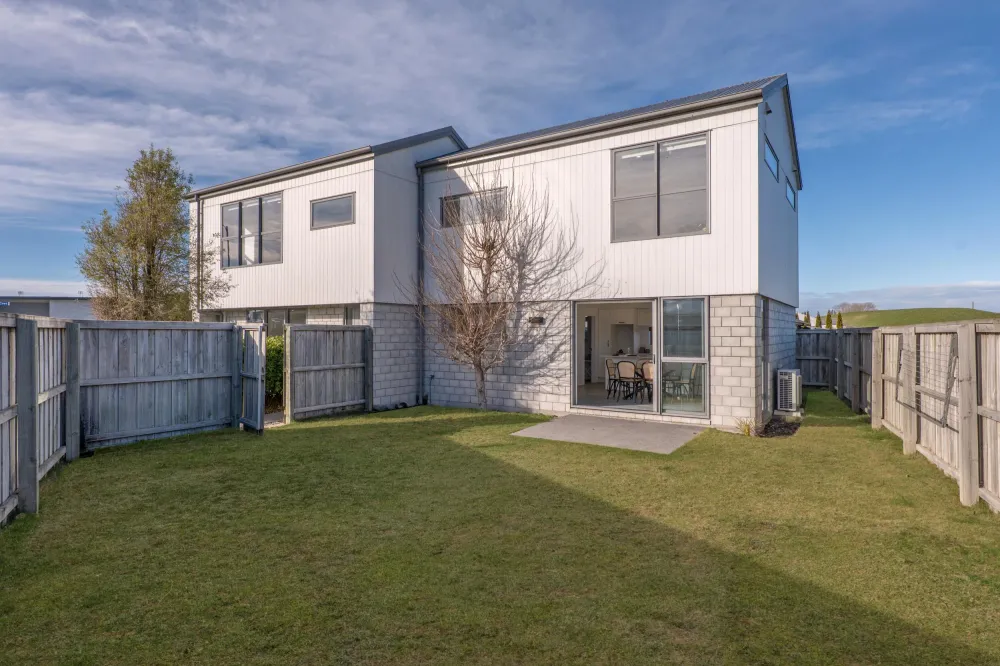 Photos of 44 William Dawson Crescent
