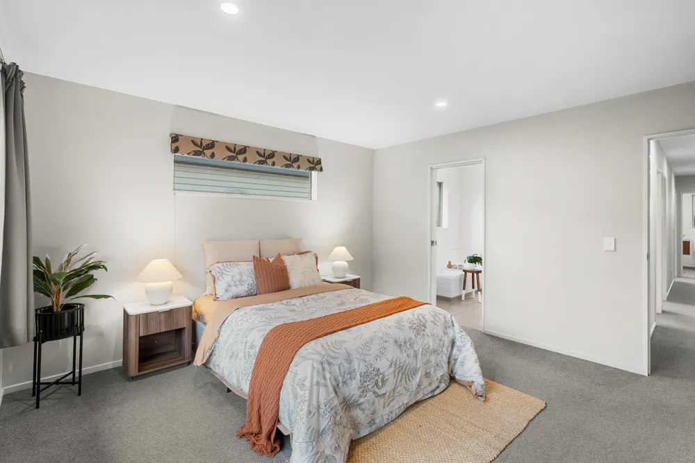 Photos of 54 Rosebery Street