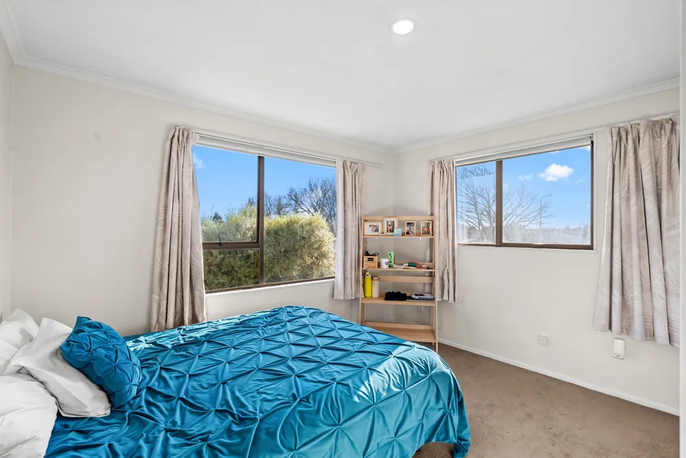 Photos of 31 Montclare Avenue