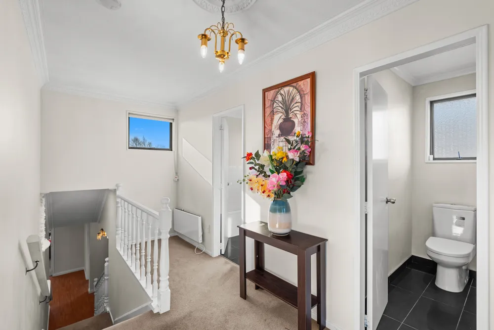 Photos of 31 Montclare Avenue