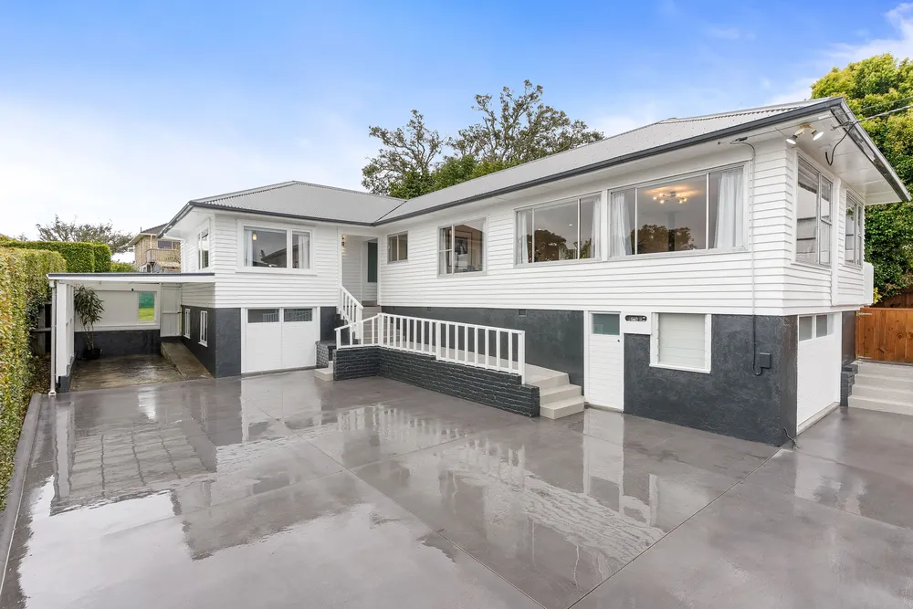 Photos of 1/5 Huka Road
