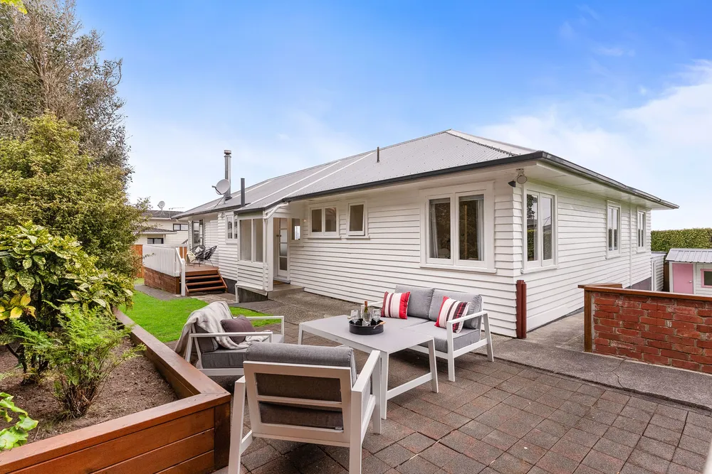 Photos of 1/5 Huka Road