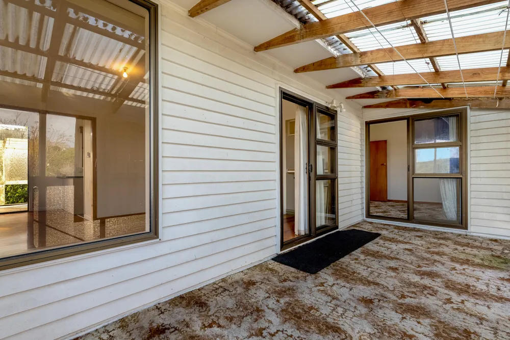 Photos of 32 Eaton Road