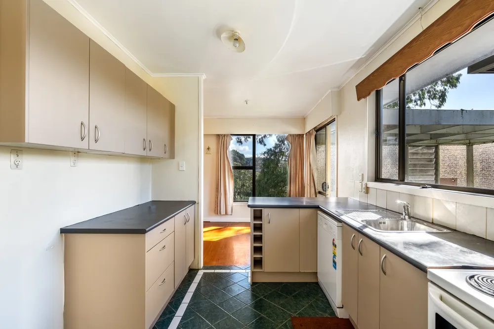 Photos of 32 Eaton Road