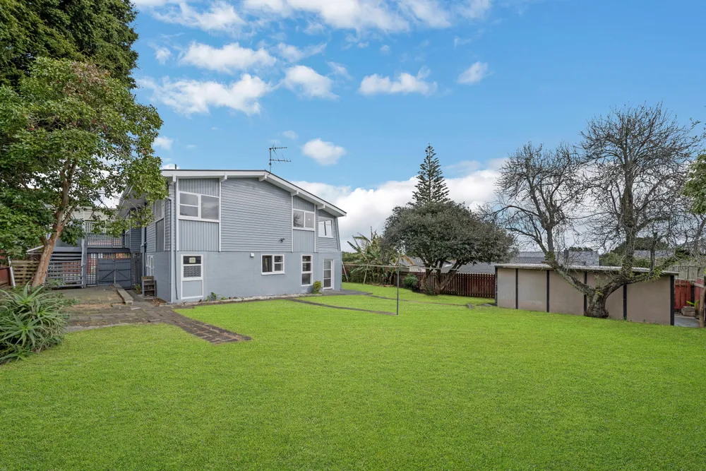 Photos of 16 Brouder Place
