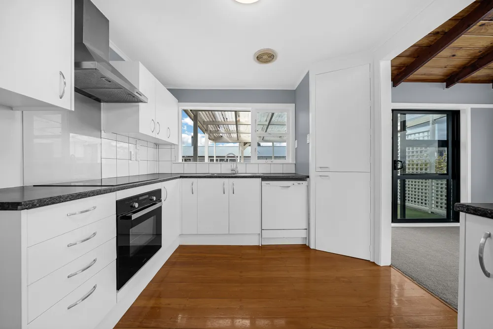 Photos of 16 Brouder Place