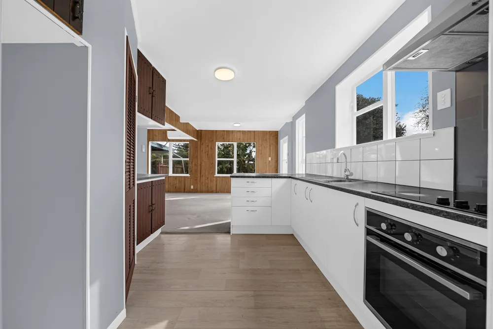 Photos of 16 Brouder Place