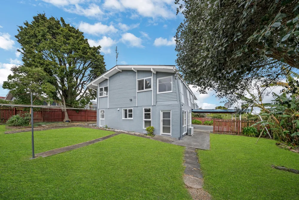 Photos of 16 Brouder Place