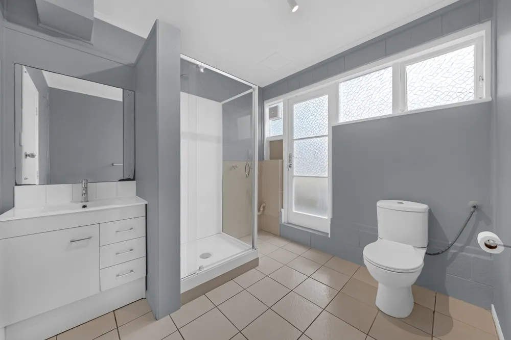 Photos of 16 Brouder Place