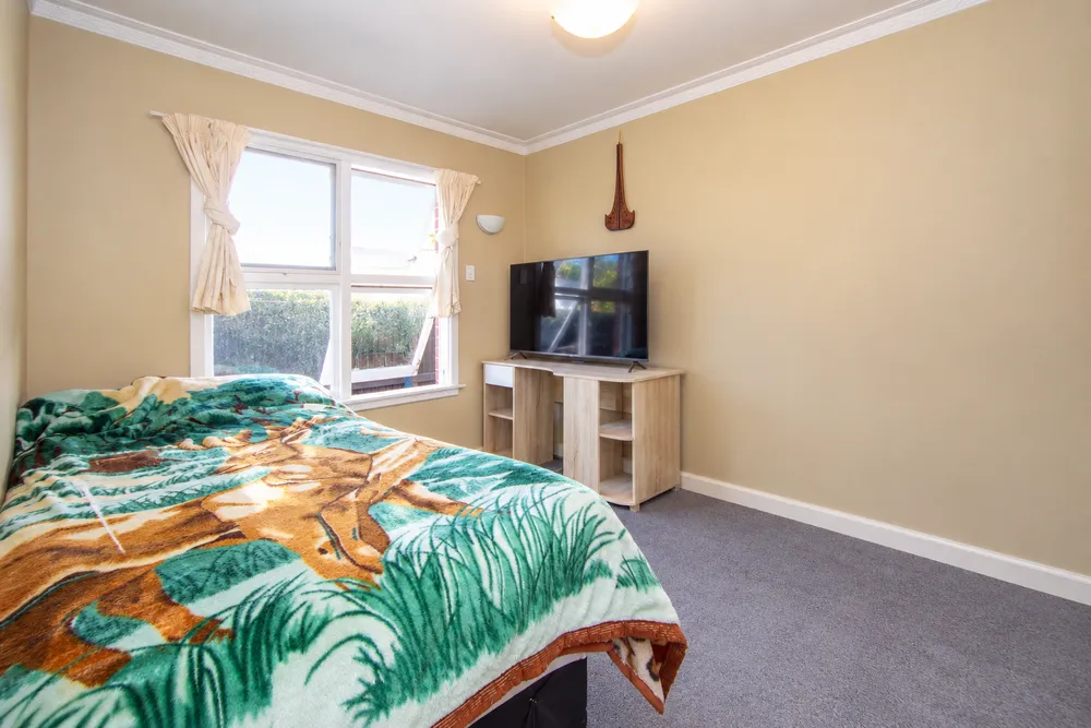 Photos of 15 Manuka Street