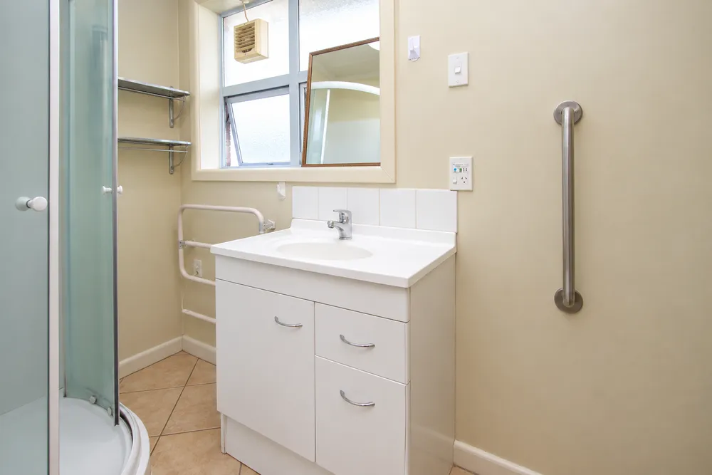 Photos of 15 Manuka Street