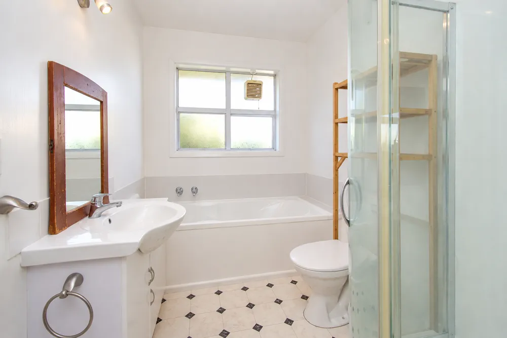 Photos of 15 Manuka Street