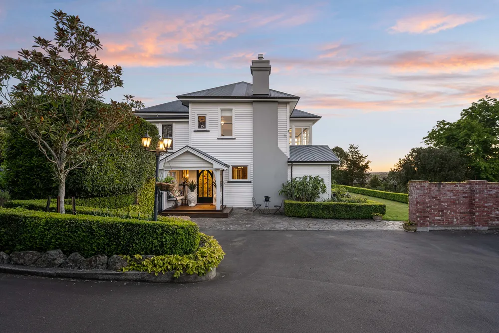 Photos of 17 Heaton Rhodes Place