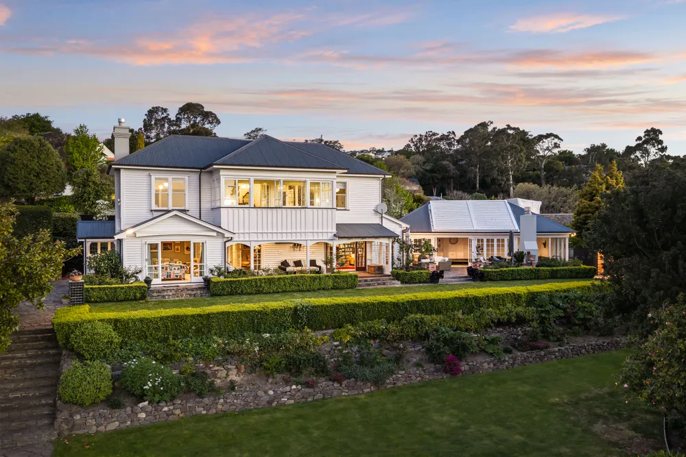 Photos of 17 Heaton Rhodes Place