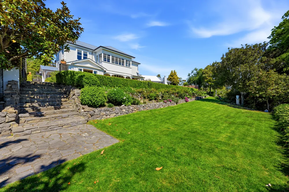 Photos of 17 Heaton Rhodes Place