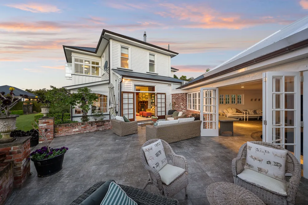 Photos of 17 Heaton Rhodes Place