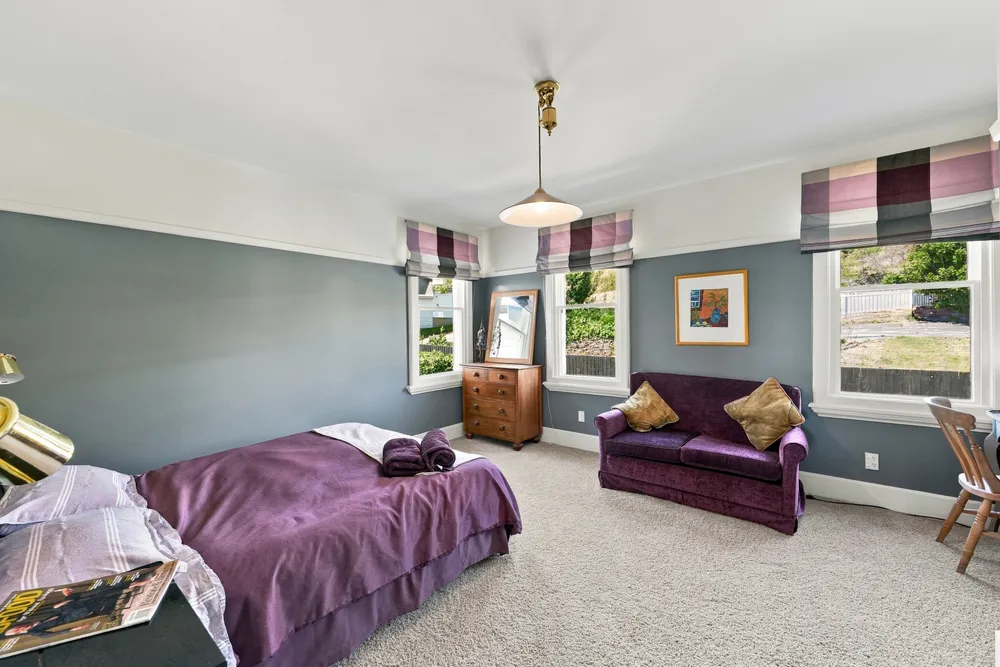 Photos of 17 Heaton Rhodes Place