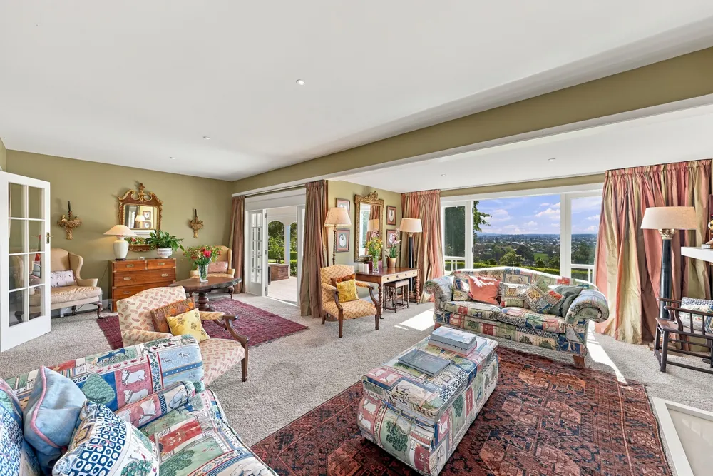 Photos of 17 Heaton Rhodes Place