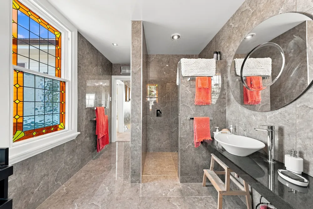 Photos of 17 Heaton Rhodes Place