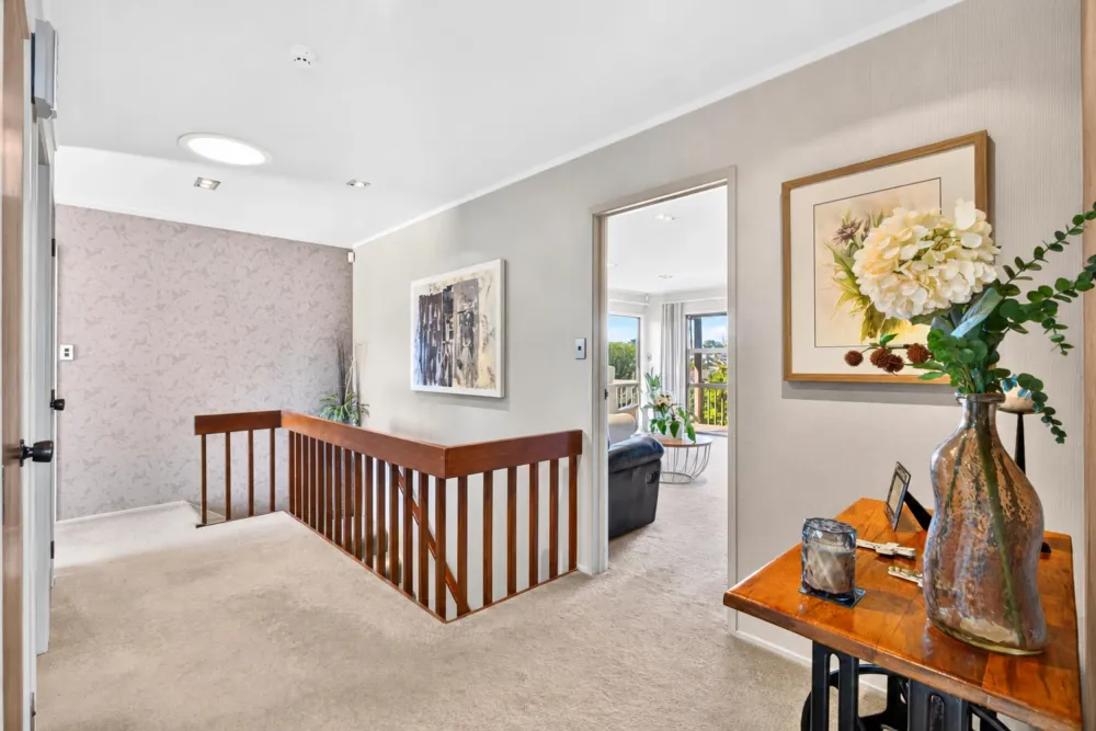Photos of 4 Valdese Rise