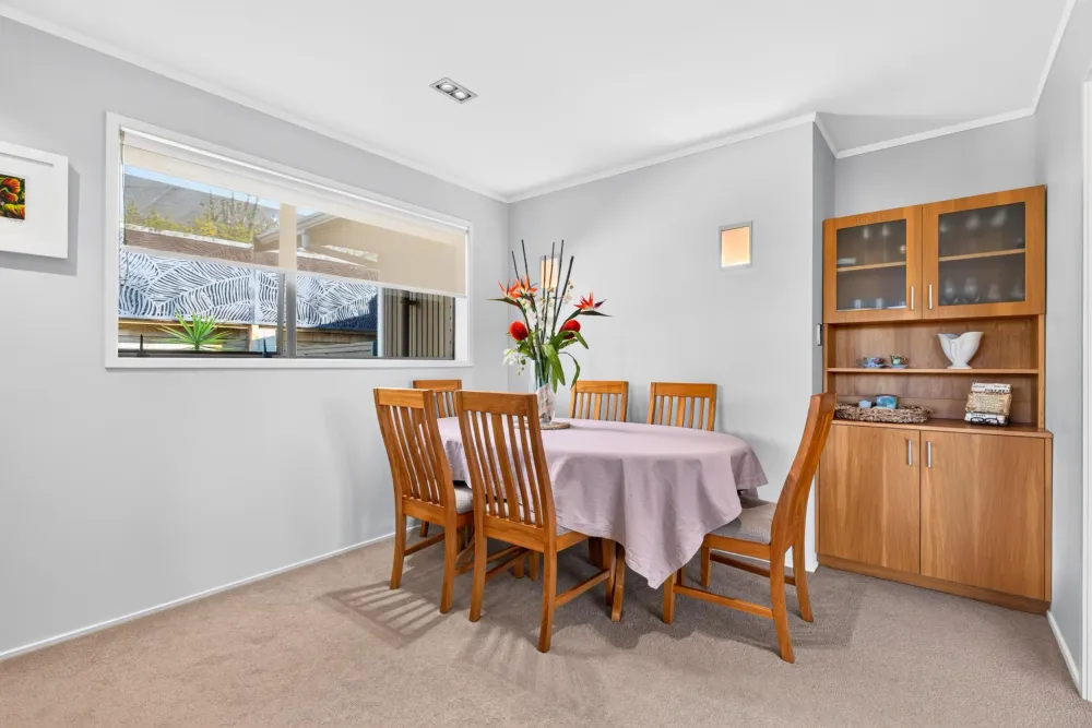 Photos of 4 Valdese Rise