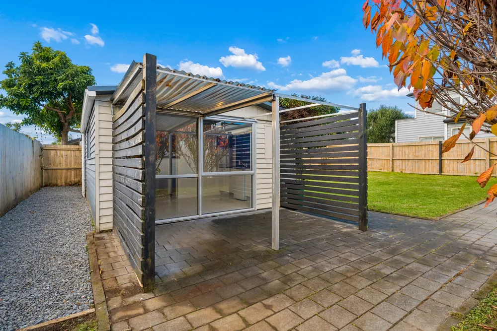 Photos of 32 Hendon Avenue