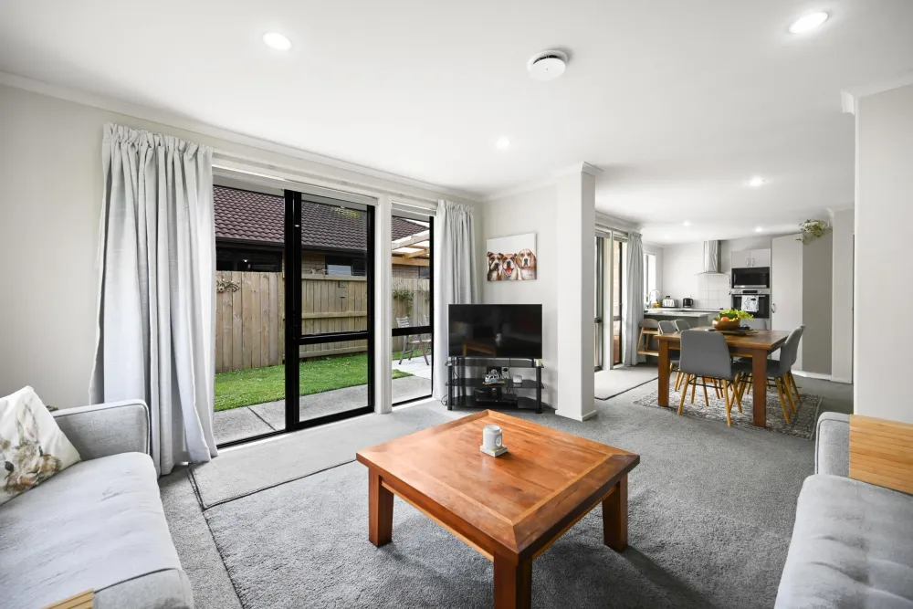 Photos of 24 Parkside Drive