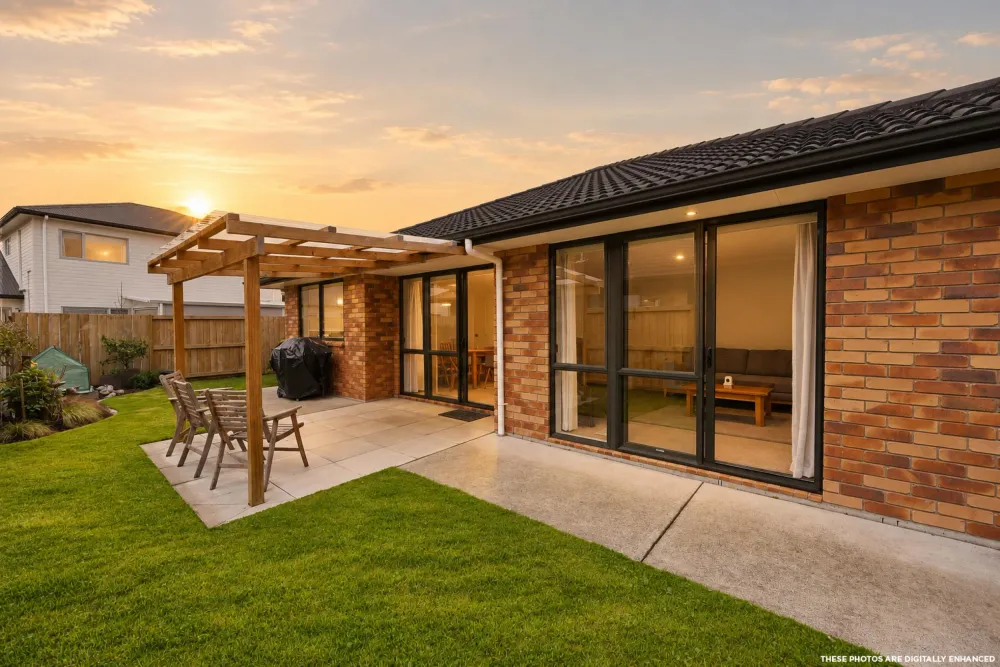 Photos of 24 Parkside Drive