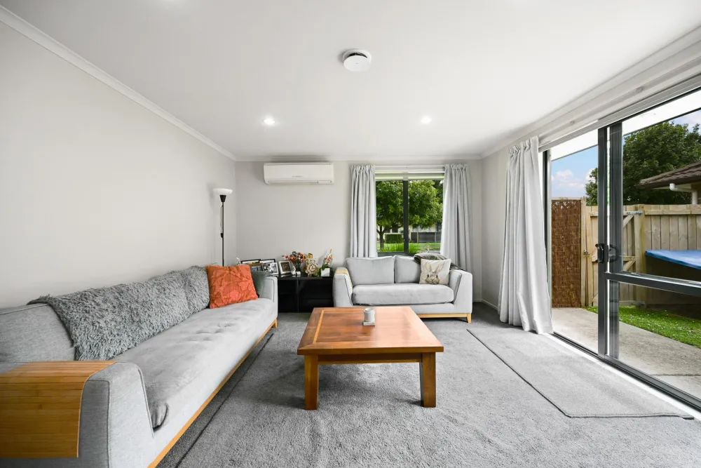 Photos of 24 Parkside Drive