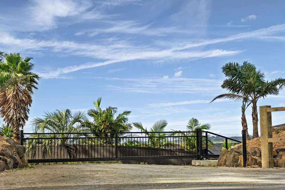 Photos of 607 Baldrock Road