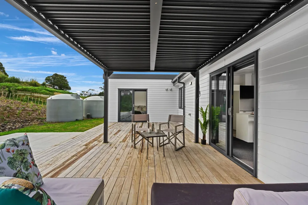 Photos of 607 Baldrock Road