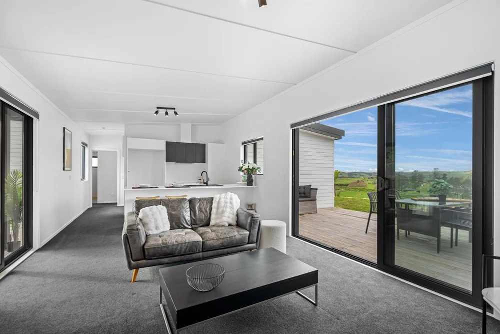 Photos of 607 Baldrock Road