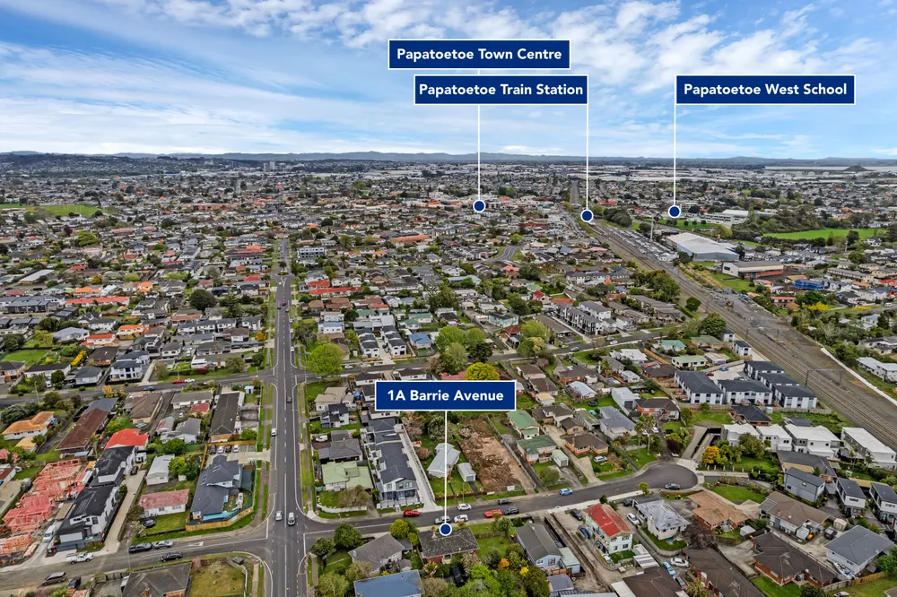 Photos of 1A Barrie Avenue