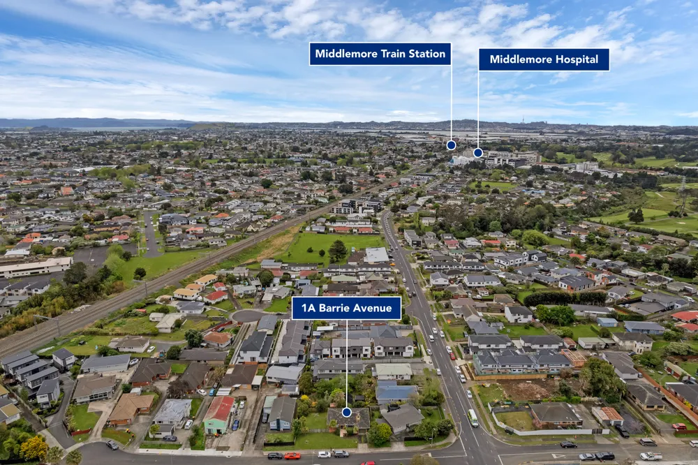 Photos of 1A Barrie Avenue