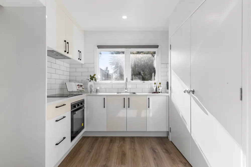 Photos of 18/11 Tawera Road
