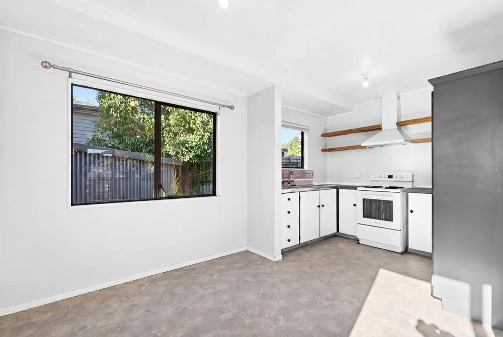 Photos of 17 Bell Road