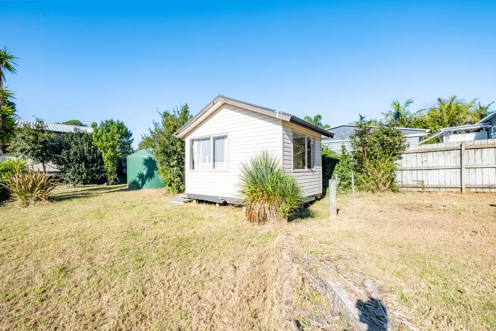 Photos of 17 Bell Road