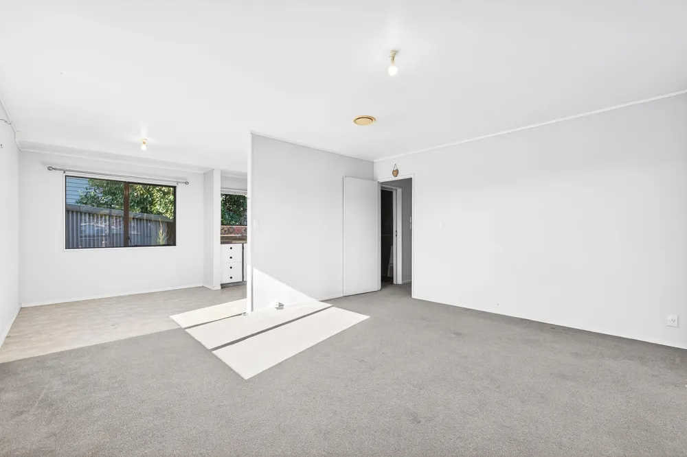 Photos of 17 Bell Road