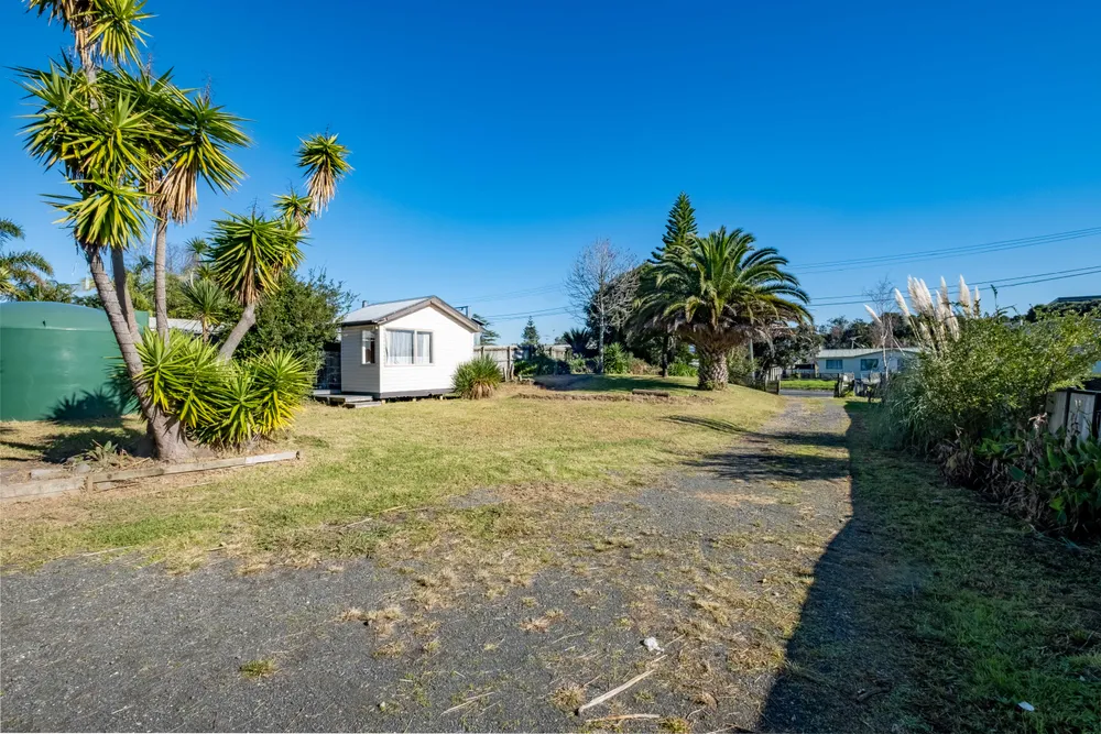 Photos of 17 Bell Road