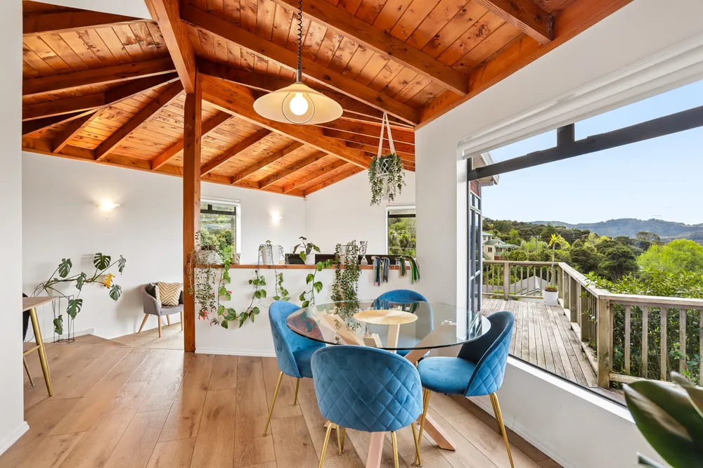 Photos of 31 Rauhuia Crescent