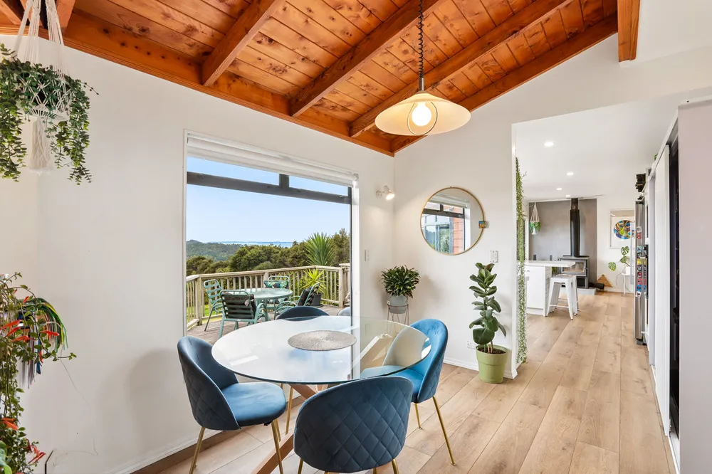 Photos of 31 Rauhuia Crescent