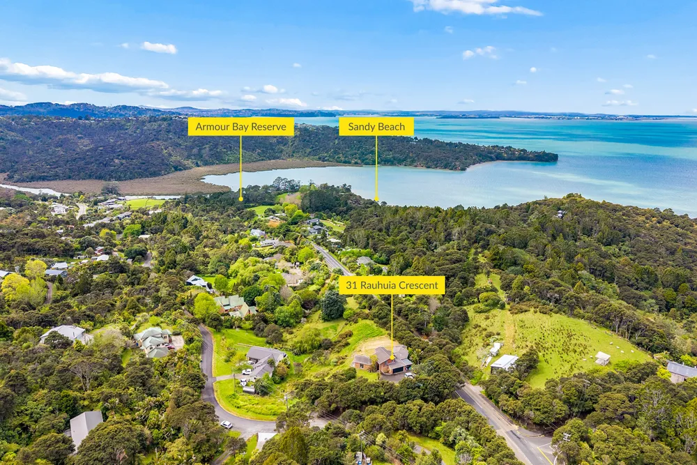 Photos of 31 Rauhuia Crescent