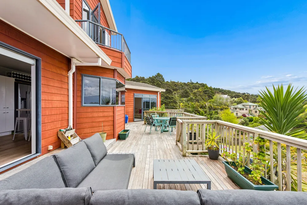 Photos of 31 Rauhuia Crescent
